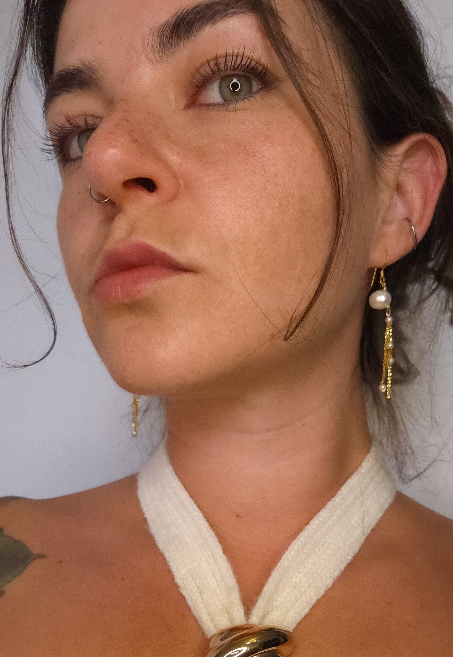 Paire de boucles d'oreilles en acier inoxydable 316L, plaqué or 18K et perles d'eau douce naturelleq