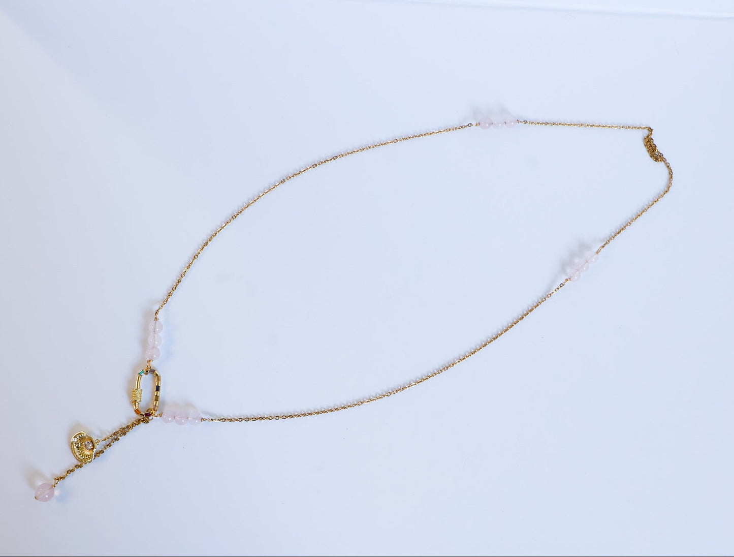 Chaîne de corps Haléa en quartz rose et acier inoxydable 316L grand plan