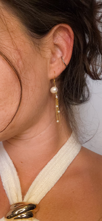 Boucles Méduse portée, élégante et aérienne
